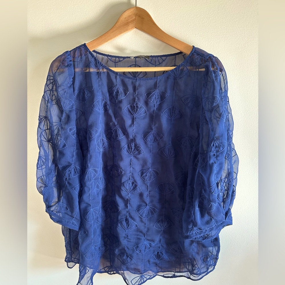 Sheer 3/4 sleeve blouse
